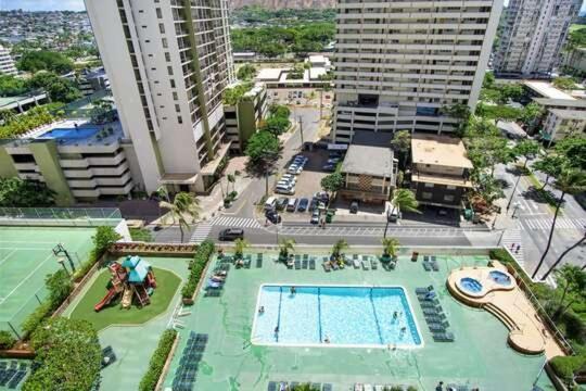 Deluxe Panoramic Mountain View Condo - 37Th Floor, Free Parking & Wifi Condo Гонолулу Екстер'єр фото
